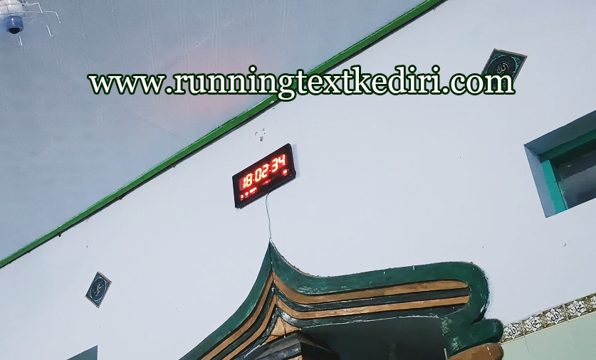 <p>Jam LED dinding memiliki fungsi sebagai petunjuk waktu, serta bisa di gunakan sebagai dekorasi rumah. Jam LED dinding bisa di gunakan untuk petunjuk waktu dan juga ada kalender di dalam tersebut, barang yang berkualitas kini bisa anda dapatkan di toko kami dengan harga murah anda sudah bisa menikmati jam LED digital ini.</p>